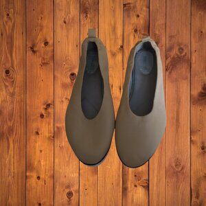 Com + Sens Breanne Beige Slip On Leather Wedge Leather Loafers Size 10 Neutral